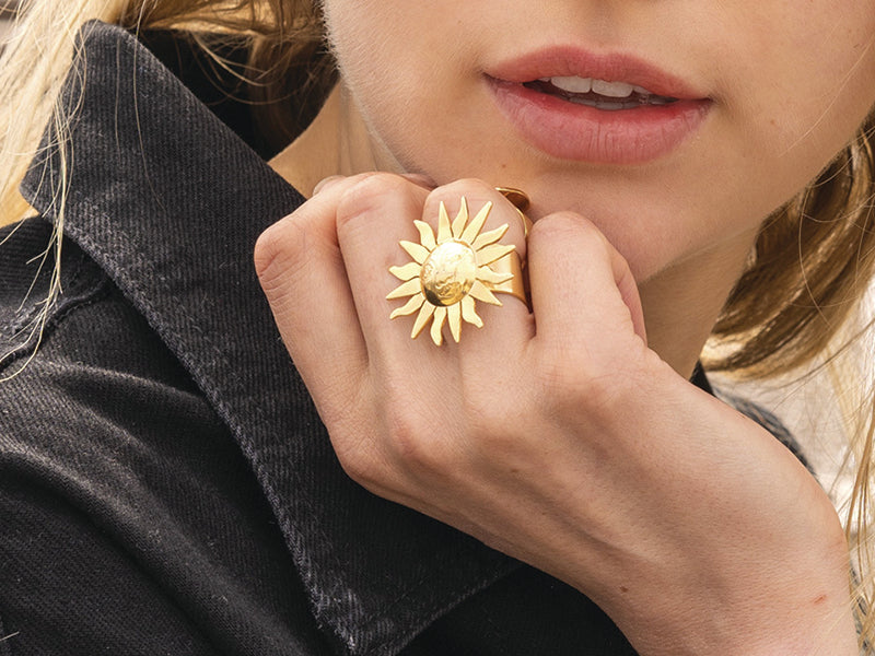 How to Choose the Correct Jewelry for Your Outfits?