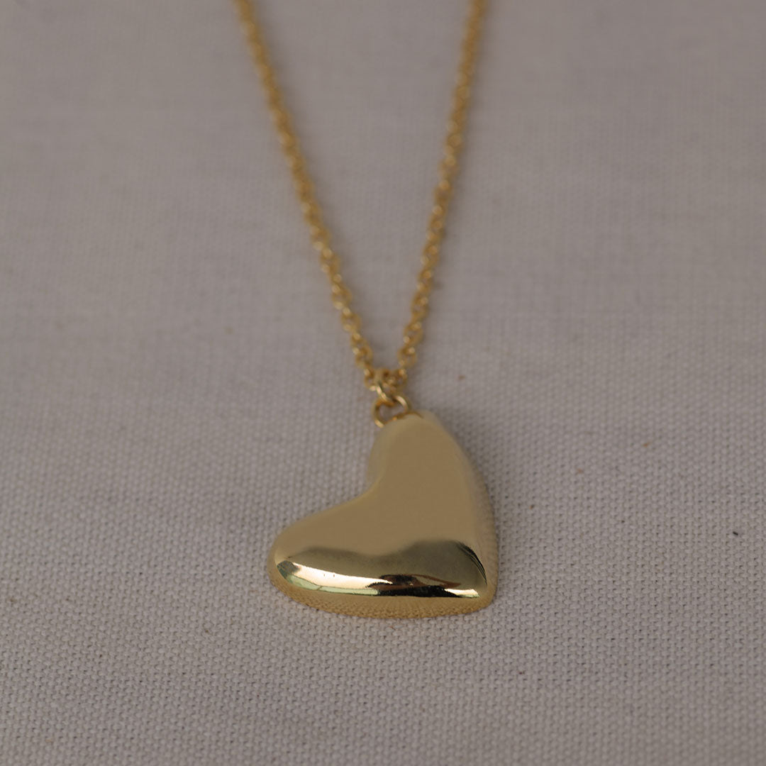 Collar de oro con corazón de Latido - Largo