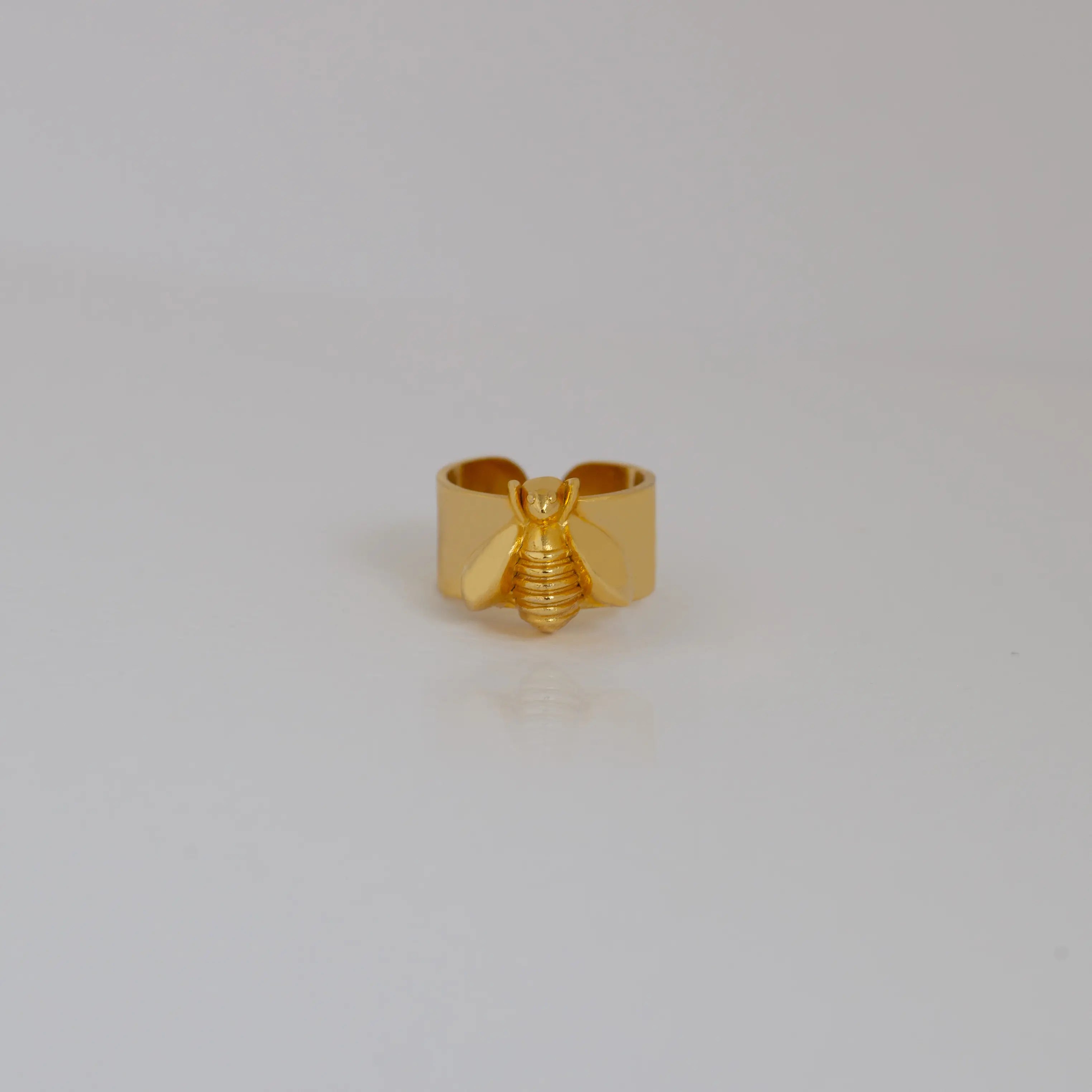 Anillo de mariposa voladora