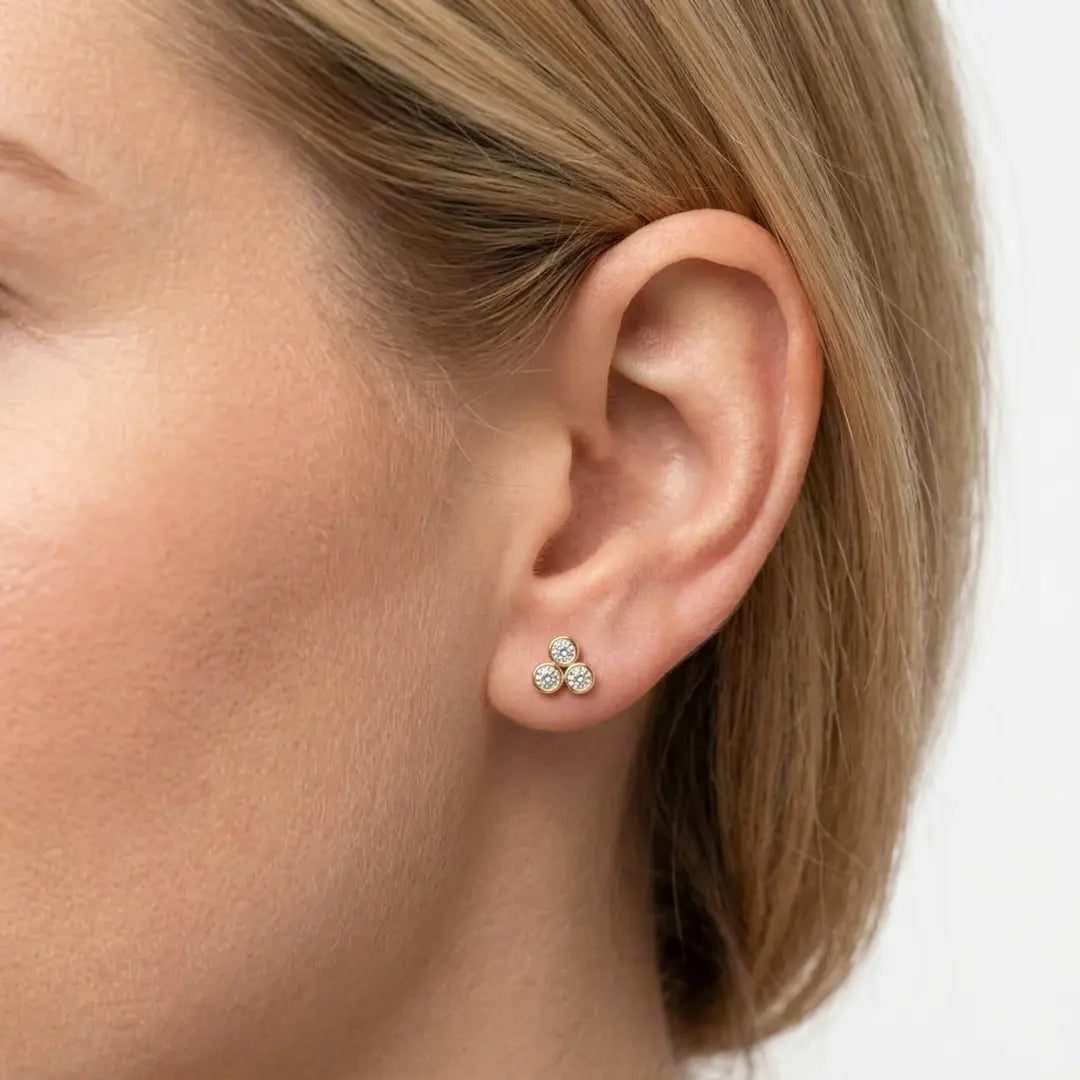 Lucci Triple Diamond 18k Gold Studs