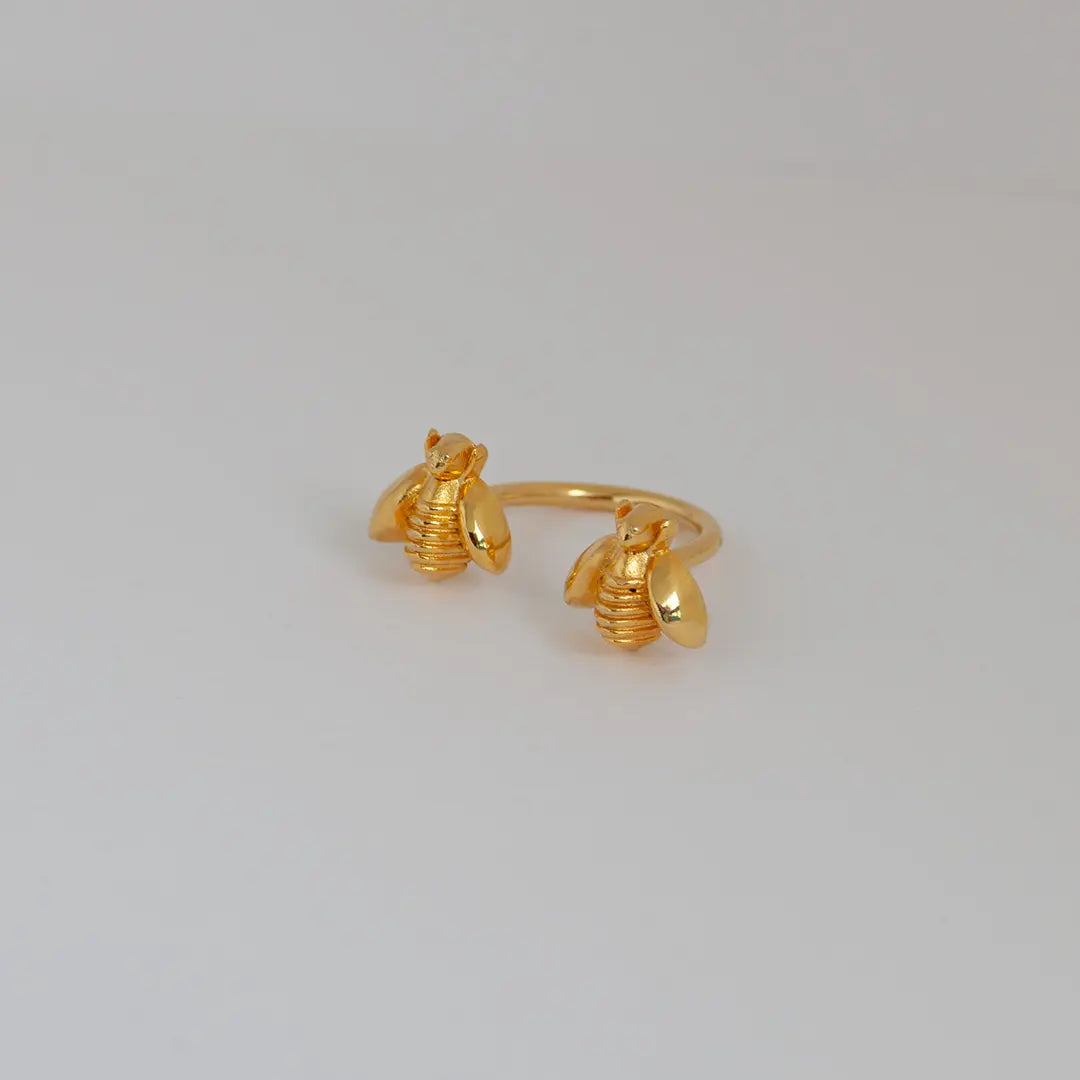 Anillo de mariposa voladora