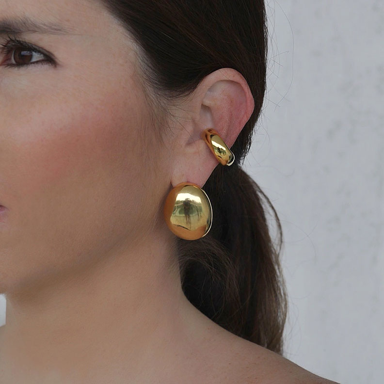 Puffy Globo Ear Cuff