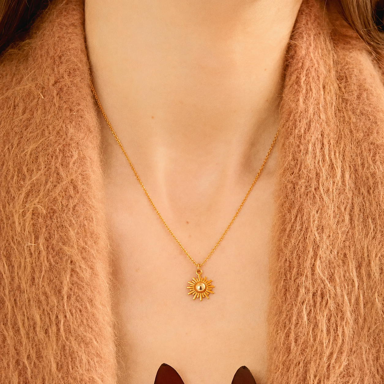 Luciana Starburst Necklace- Simple