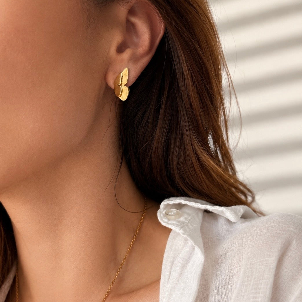 Alma Butterfly Stud Earrings - Medium