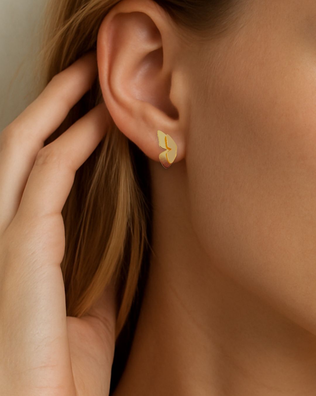 Alma Butterfly Small Stud Earrings